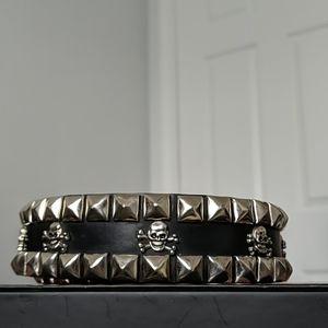 Hot topic studed black leather belt 34 skulls